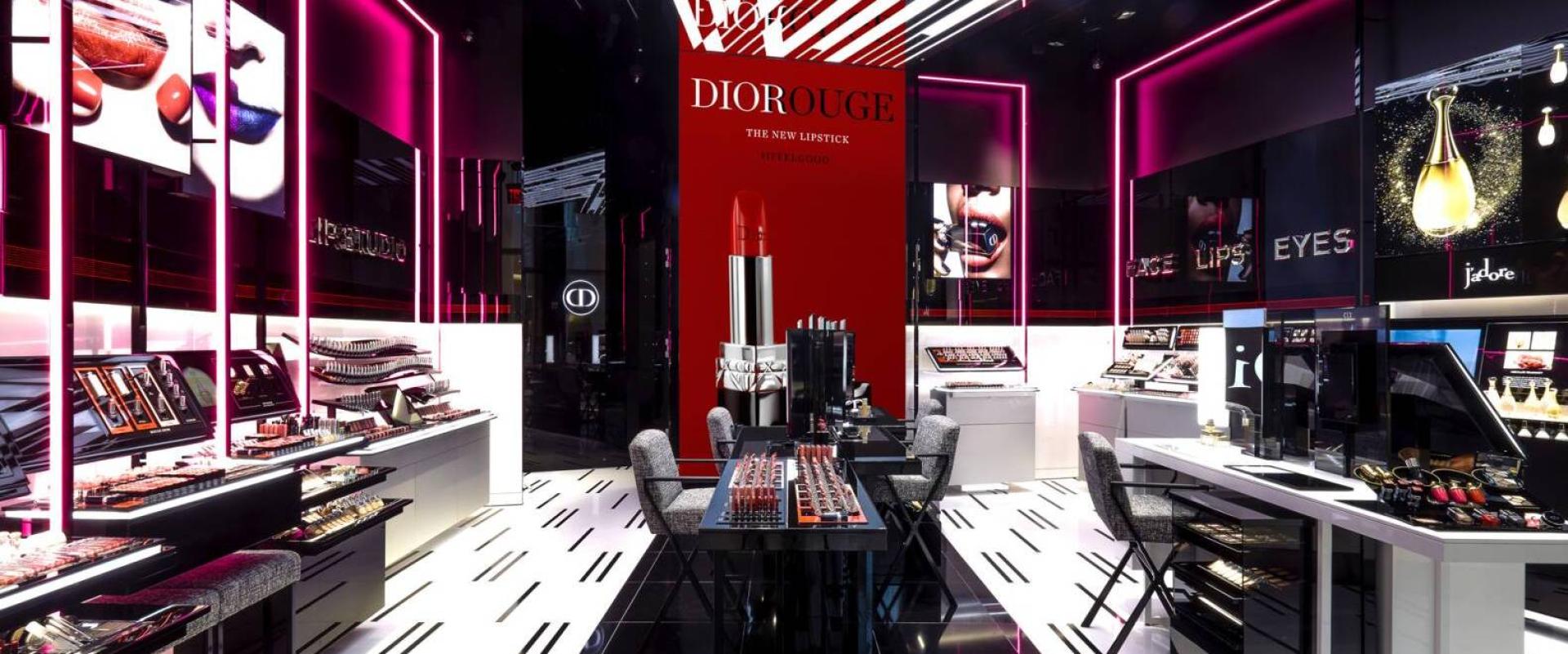 Oferta pracy: Parfums Christian Dior -  Digital Manager EPCD & Export 
